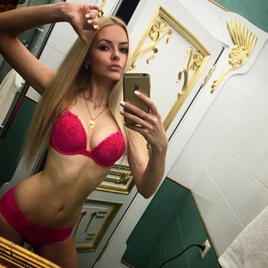 sexy blonde teen in red bikini